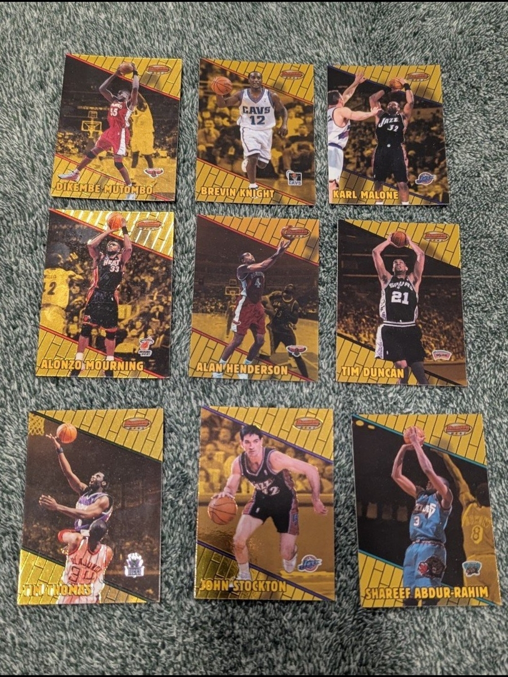 1999-00 Bowman's Best basketball card lot featuring 35 total cards. 2x refractor
